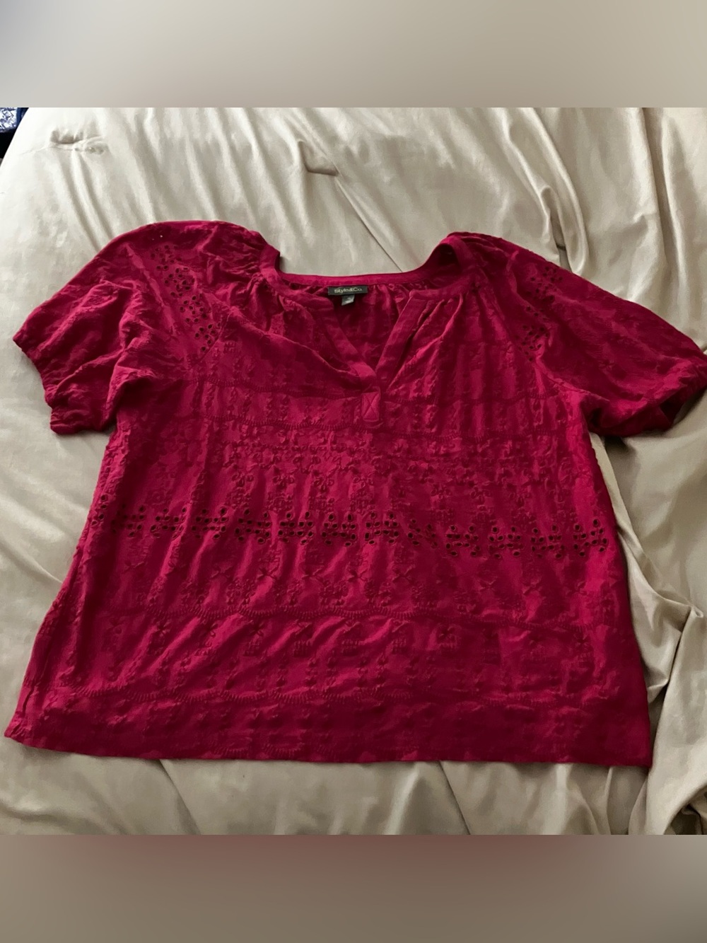 Style & Co Women XL Magenta Pink Eyelet Embroidered Boho Blouse Top Knit